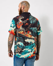 Load image into Gallery viewer, Joe Browns Lizard Surf Shirt