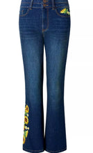 Load image into Gallery viewer, Joe Browns Sophia Sunflower Embroidered Flared Jeans