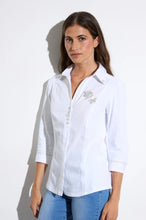 Load image into Gallery viewer, Tinta Velta Shirt with Button Decorations